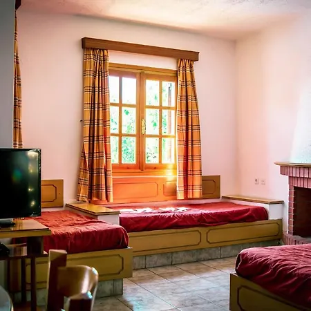 Villa Nine Muses - Clio - Efterpi