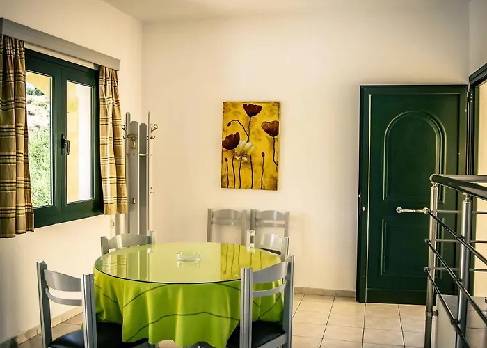 Nine Muses - Clio - Efterpi Херсониссос